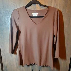 SPANX V-neck lettuce edge top size Small